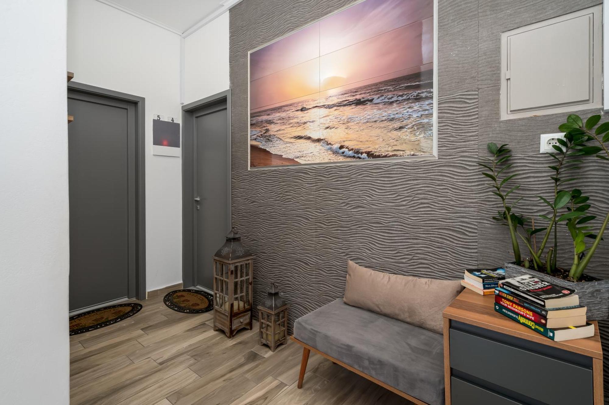 Oasis Suites Fira Exterior photo