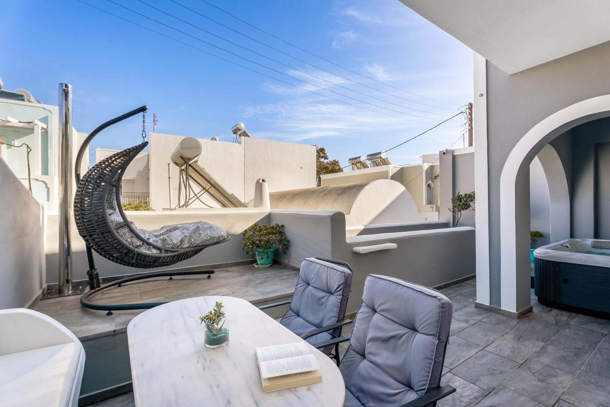 Oasis Suites Fira Exterior photo