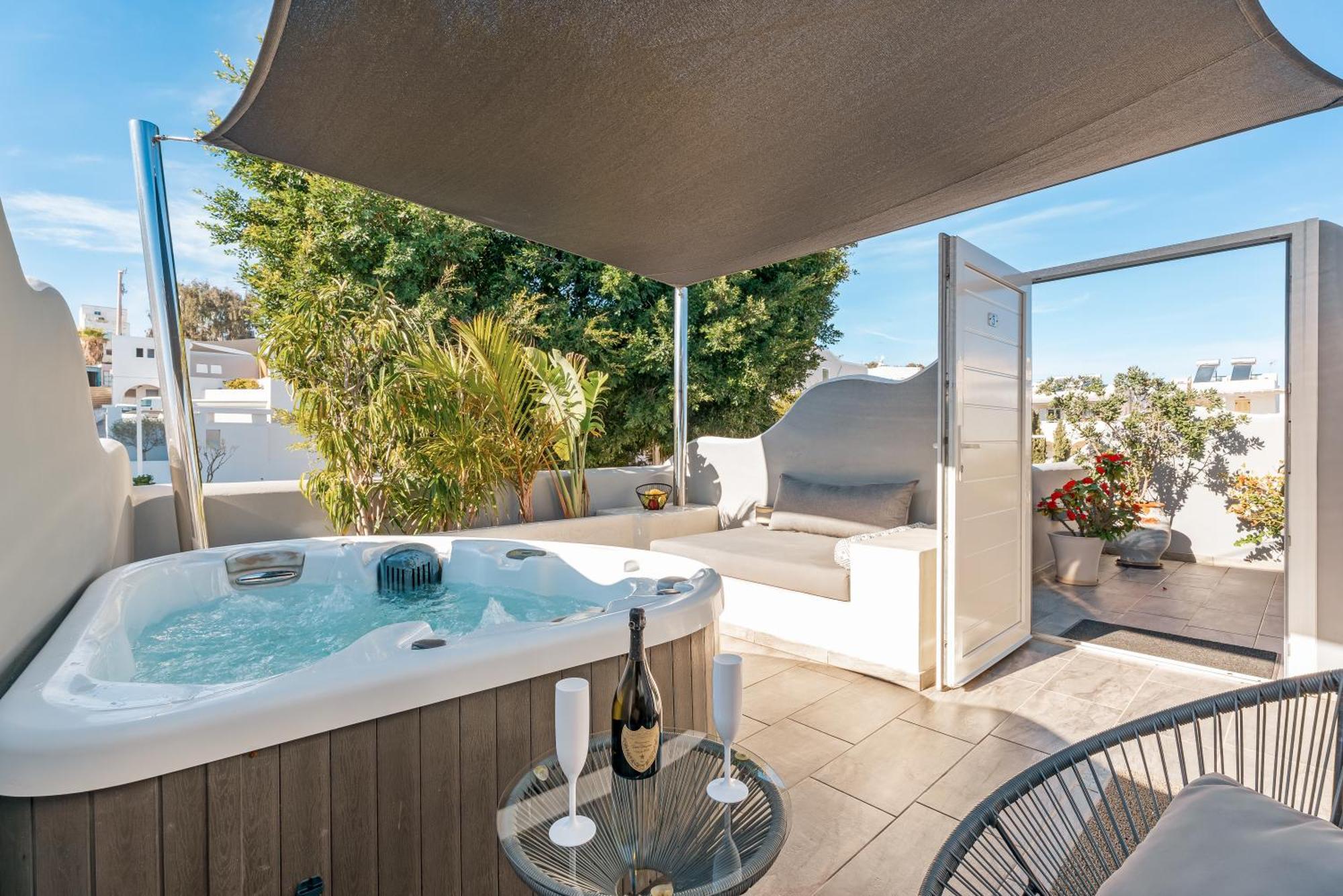 Oasis Suites Fira Exterior photo