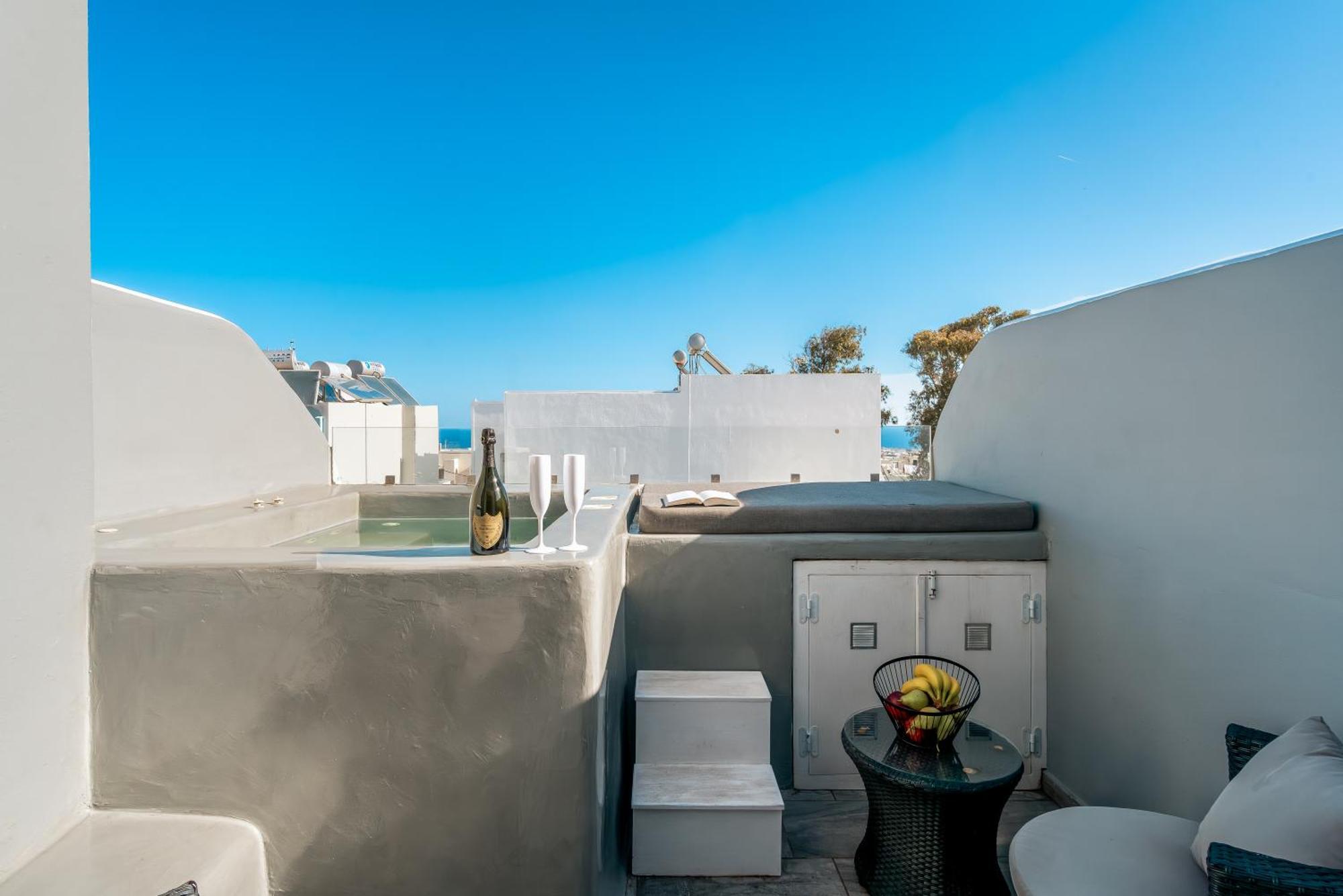 Oasis Suites Fira Exterior photo